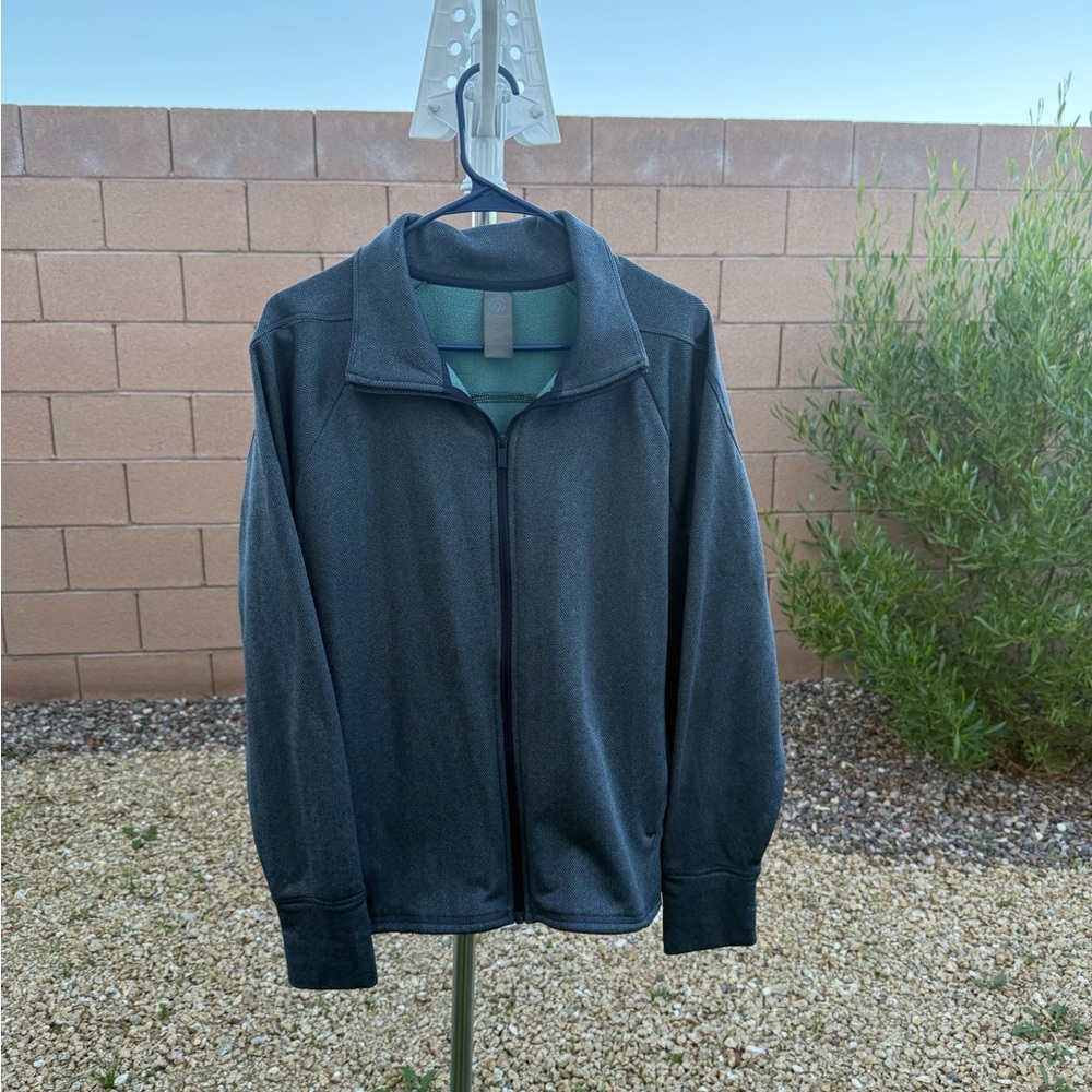 Champion Women’s Jacket – Size XL
